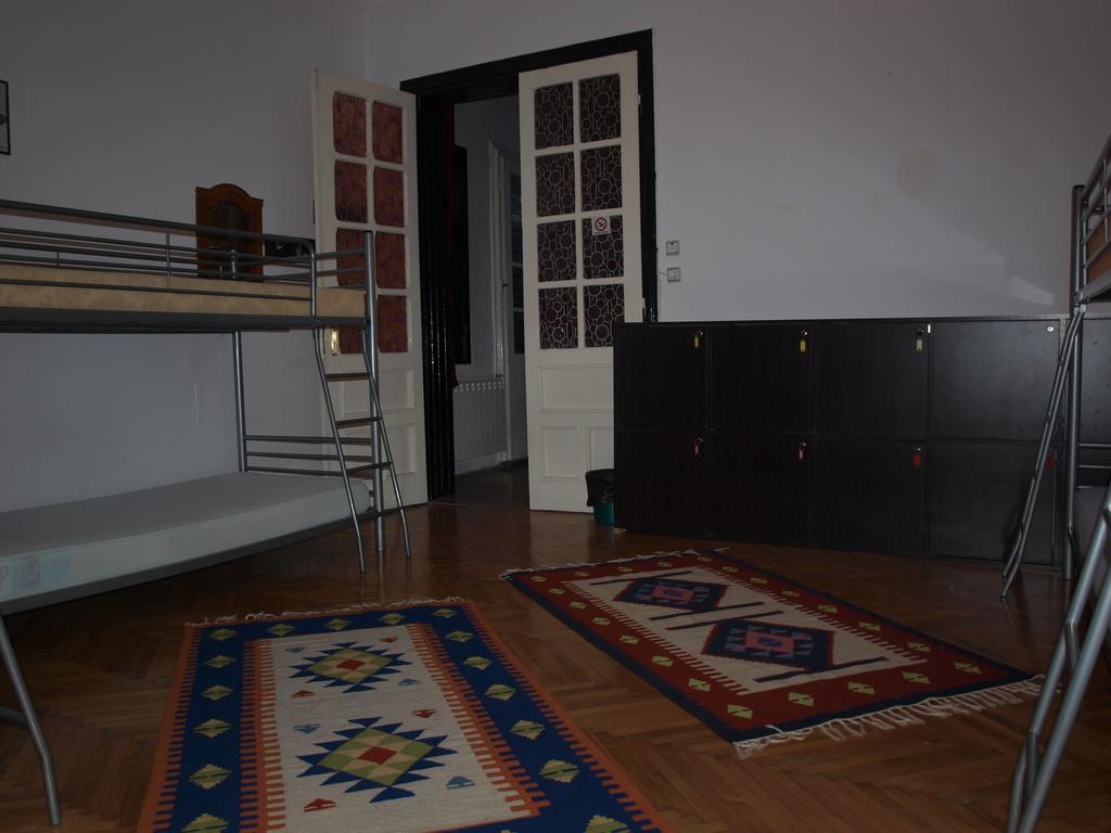 Mosaico Alfetta Hostel Timişoara Eksteriør billede