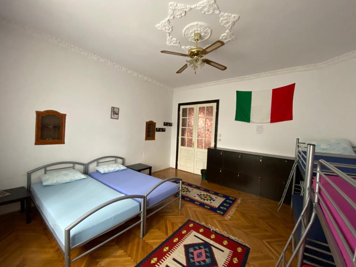 Mosaico Alfetta Hostel Timişoara Eksteriør billede